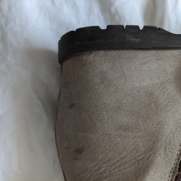 Napoliani over the knee tan suede boots - Picture 3 of 4